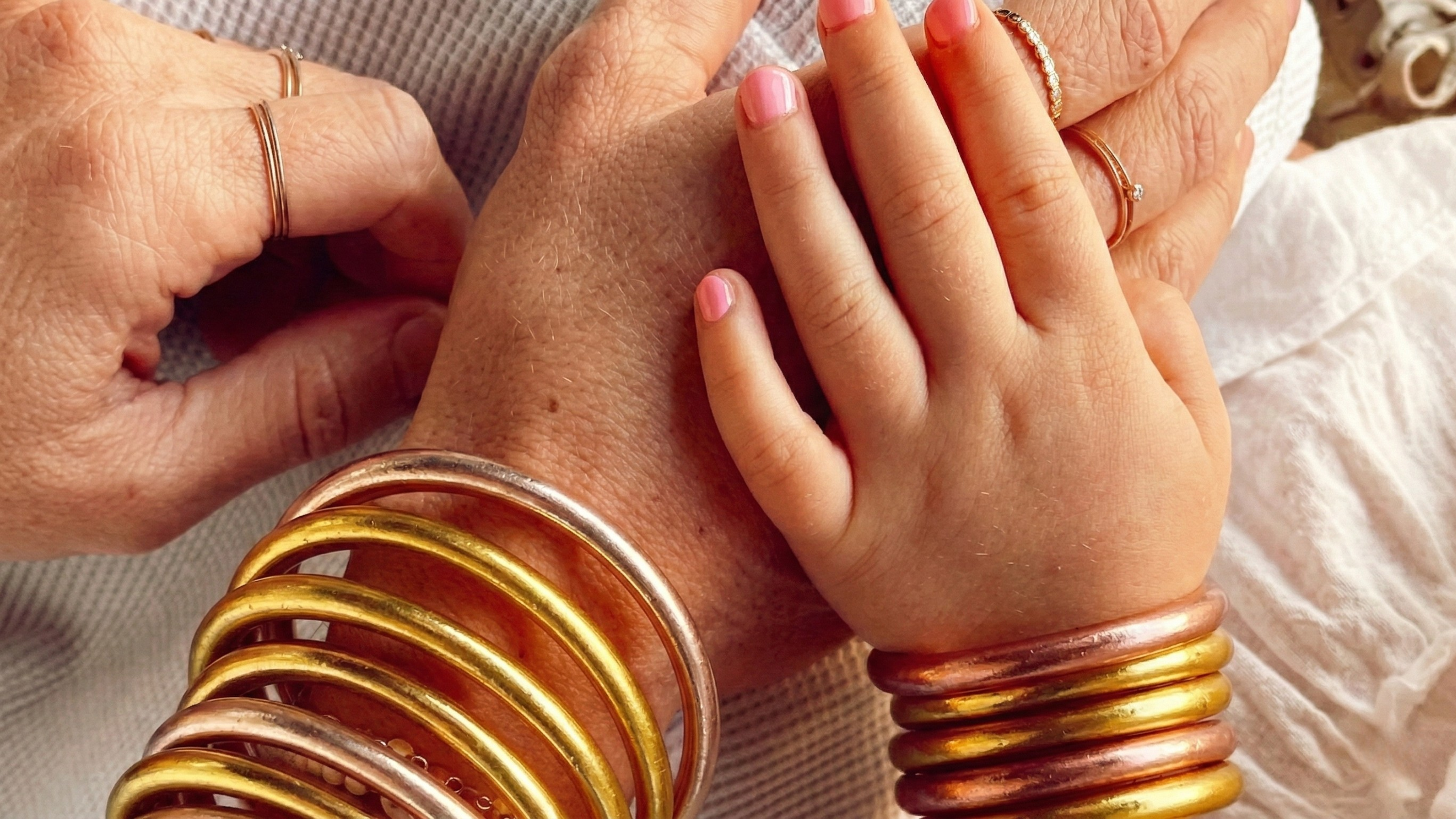 Bangles for Kids: The Ultimate Guide to Safe, Stylish & Mindful Jewelry