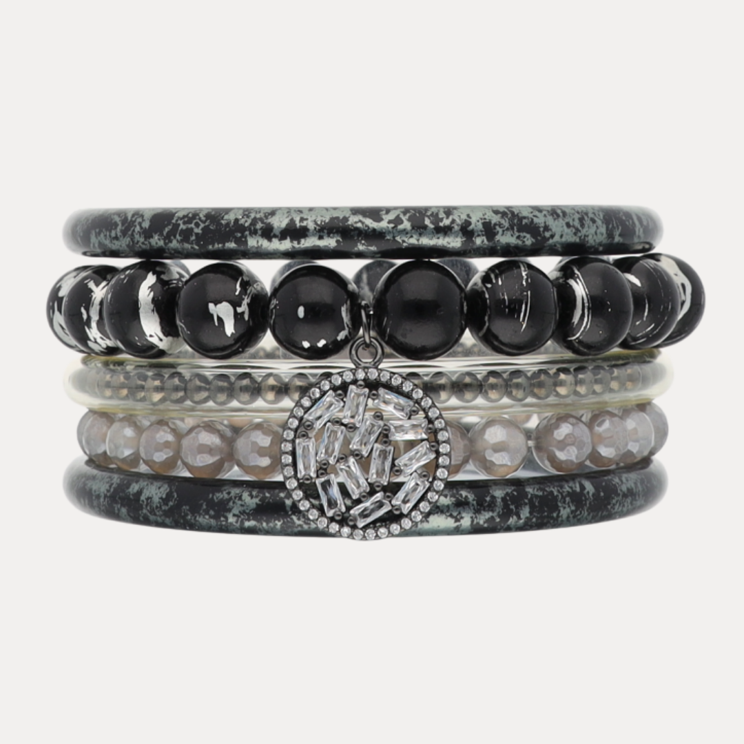 El conjunto de pulseras de lujo Noir Opulent