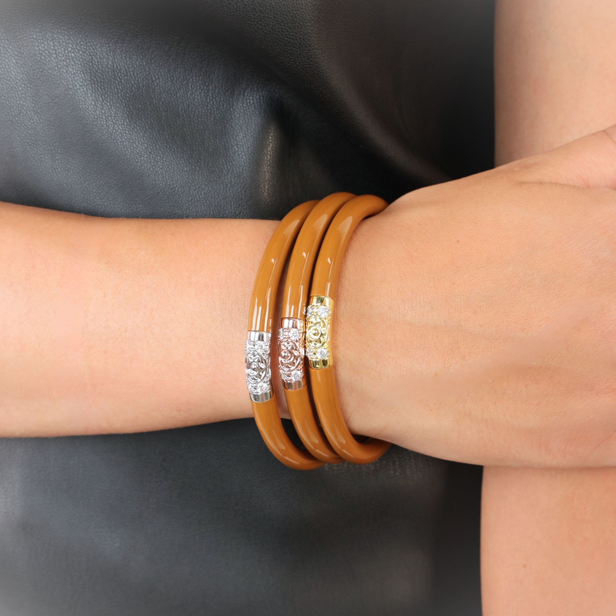 El conjunto Saddle & Caramel
